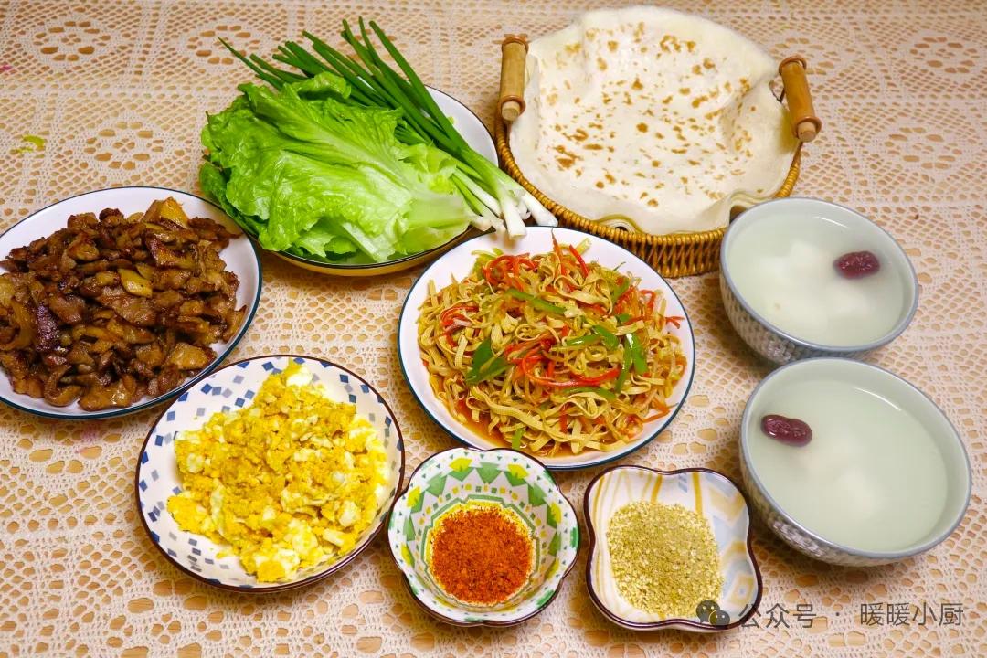 家常便当，健康美味，营养均衡！🍜🥗🥚🥗🍜家常菜盒饭 便当盒饭