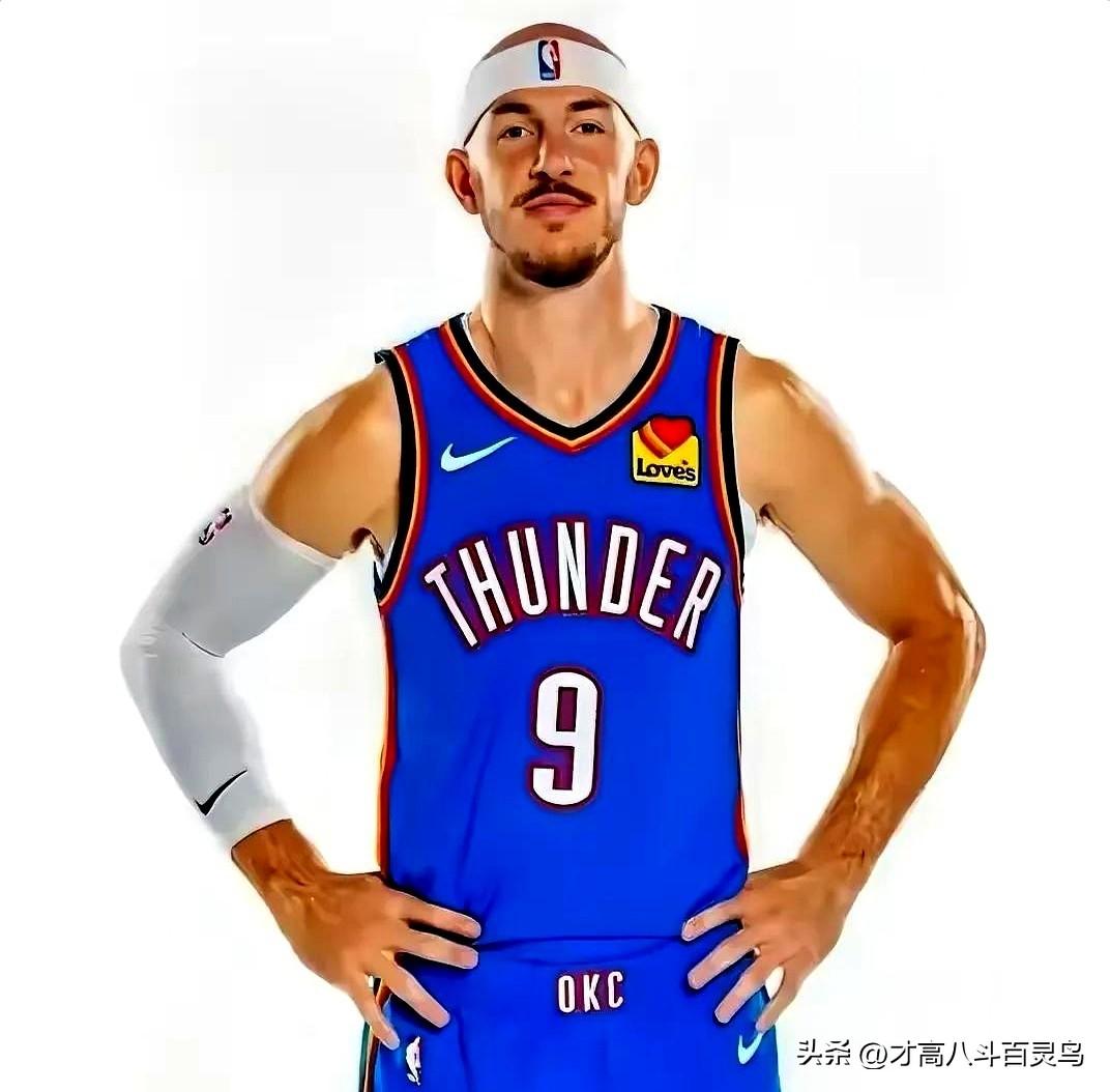 霍顿塔克的经纪人原来是里奇保罗

你说这事儿有意思不 昨天跟湖人随队记者聊天才听