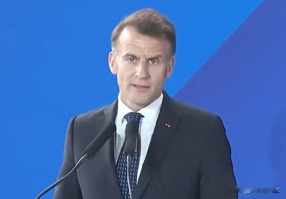 法国总统马克龙:“作为欧洲人，我们唯一的弱点是过于怀疑自己……对法国人来说，放我
