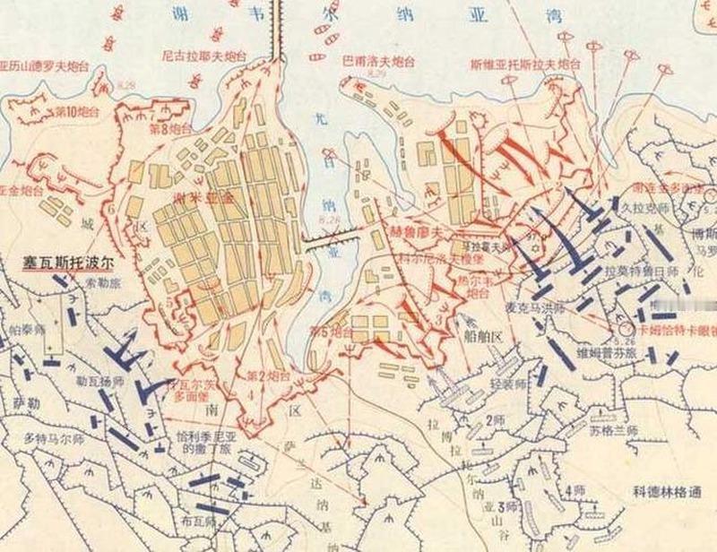 俄国凿沉自己的战舰，却还是守不住港口。

1854年秋，英法联军舰队炮击塞瓦斯托