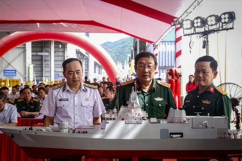 越南岘港近日启动一艘新型反潜护卫舰的建造工程，官方称其为吨位最大、技术最先进的国