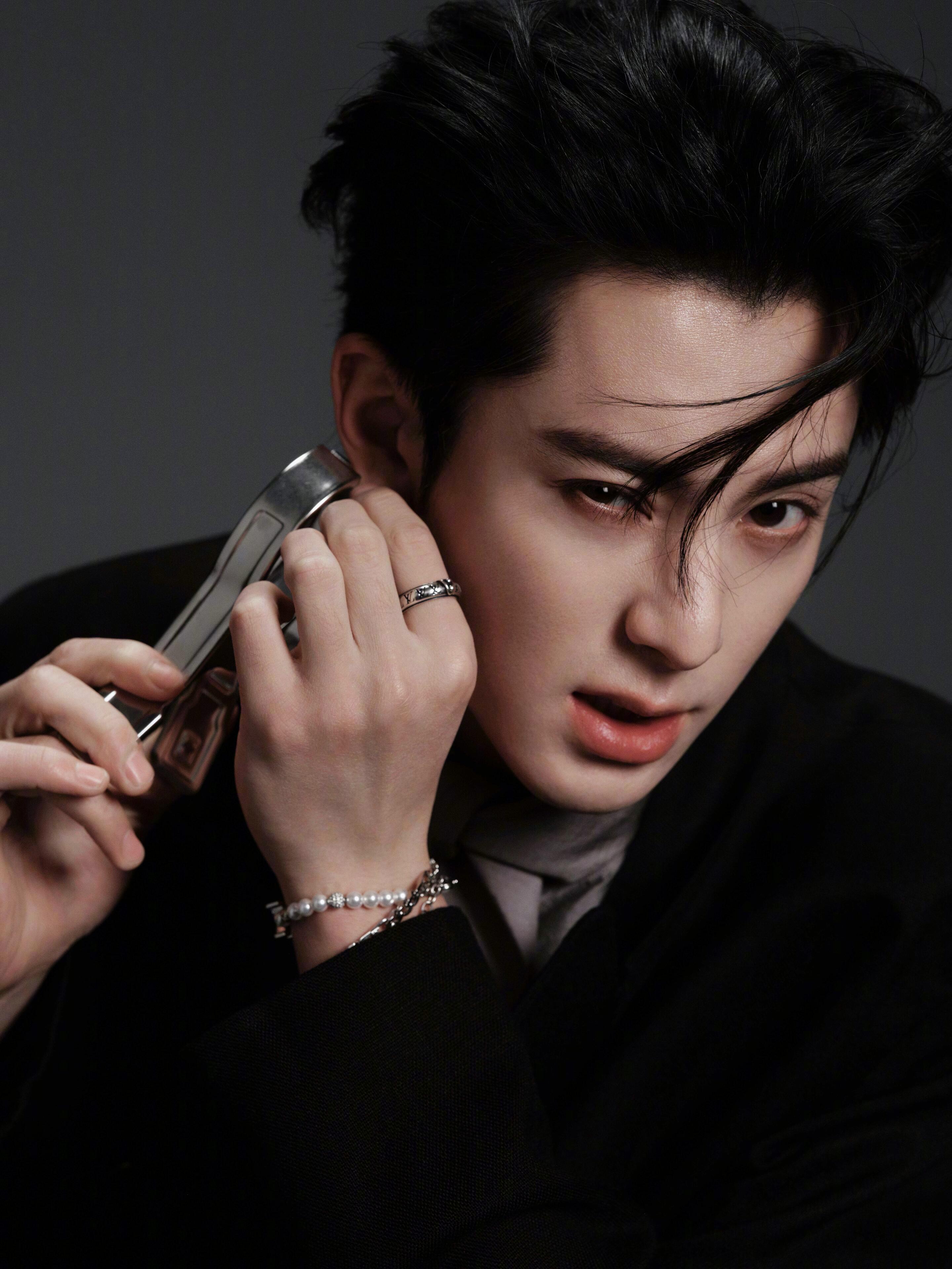 他天生就是吃男明星这碗饭的[干饭人] ​​​