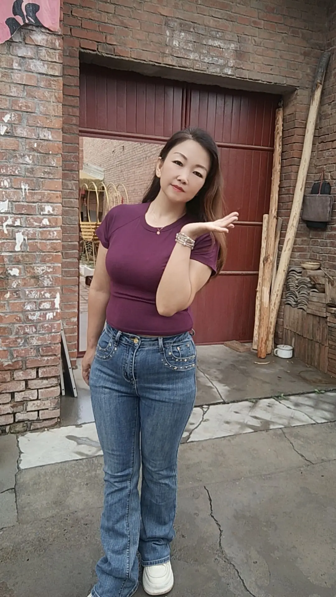 这世上没有一个人是随便相遇的，因为缘分都是上天安排的，想念一个人是种温...