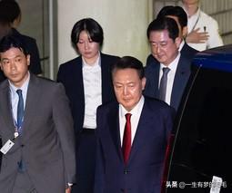 10日韩国前总统尹锡悦再次被捕，引起世界各地媒体的广泛关注。

美联社报道称，韩