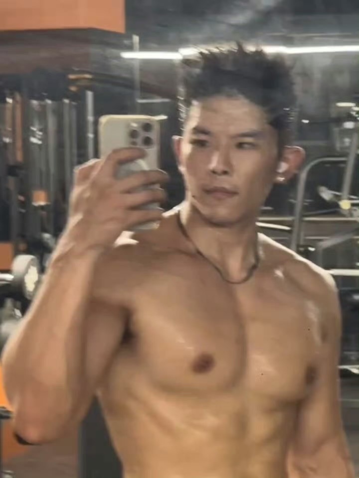 肌肉纯1 帅给力