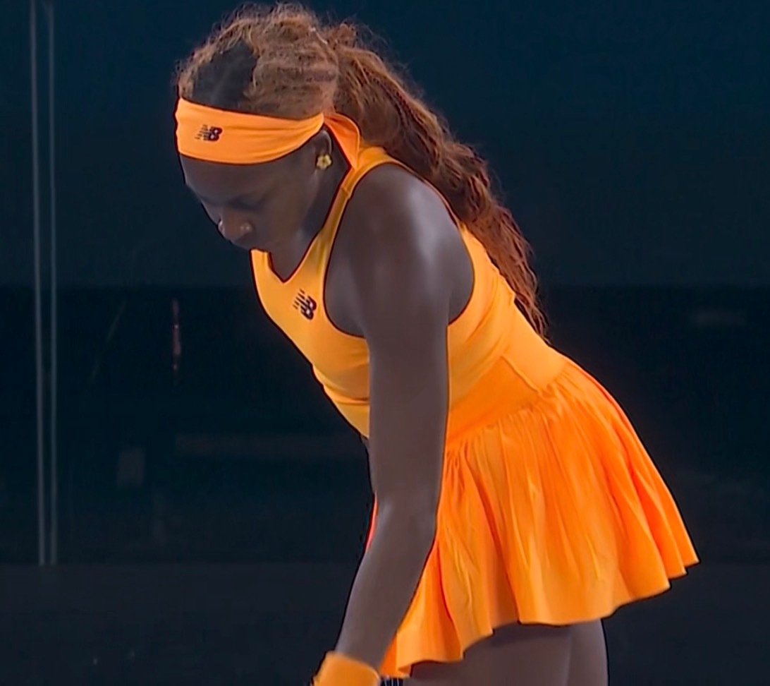 高芙vs斯维托丽娜 高芙夜场战袍首秀，什么感想澳网2026