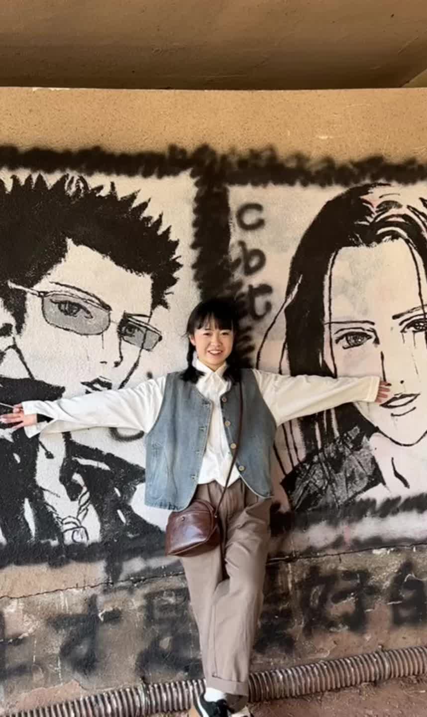 偶尔画一画妆吧，我们从来就不会老，那是镜子的玩笑…..辫子