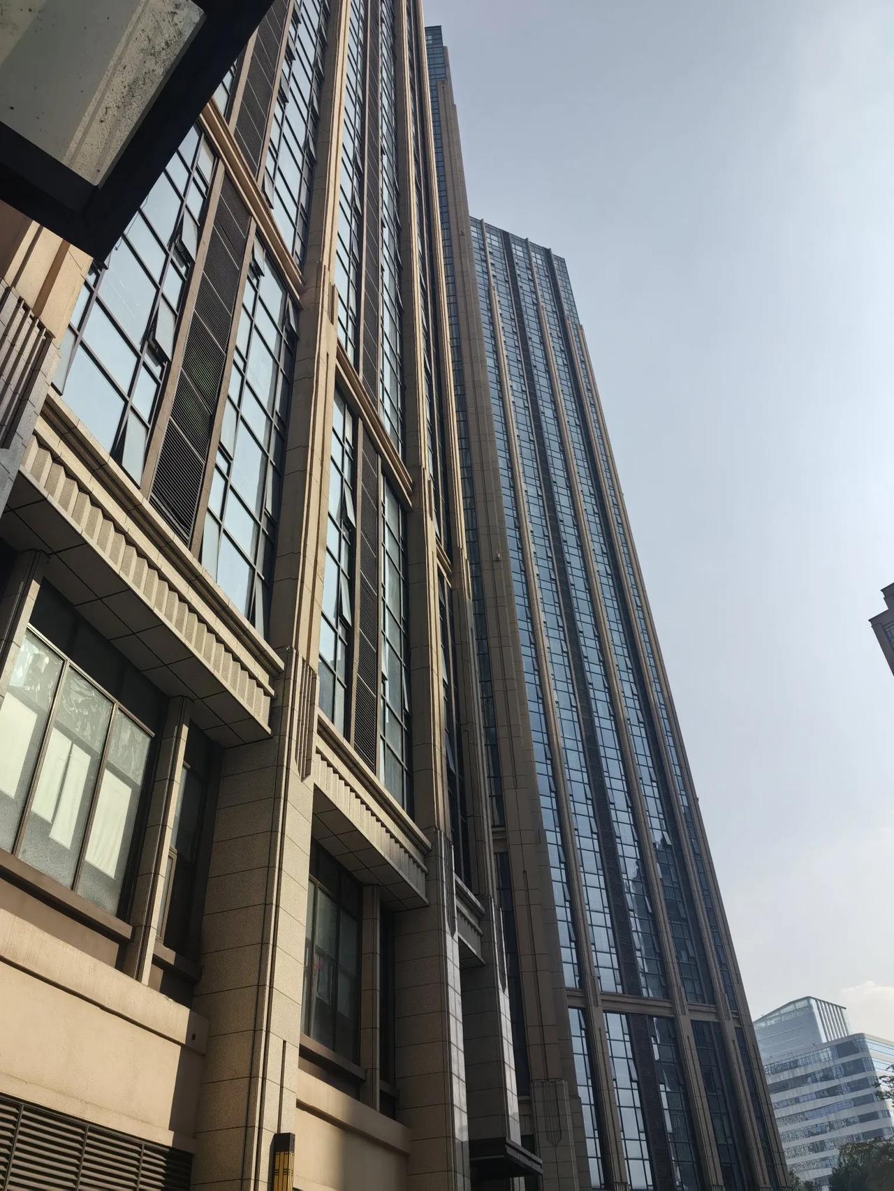 误入炮楼，知道这是成都哪里吗？