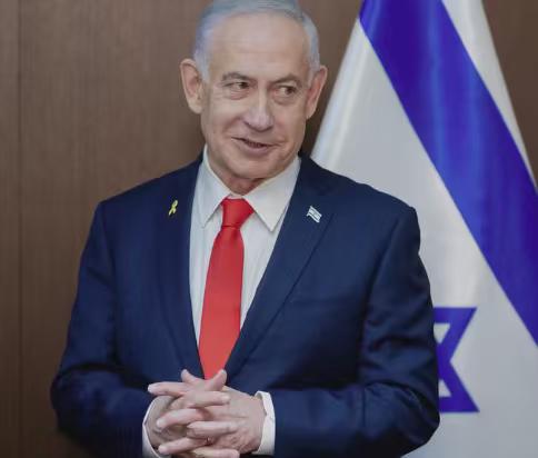 【开罗时事】以色列总理内塔尼亚胡在26日内阁会议的开头说：“对于加沙的安全与军事