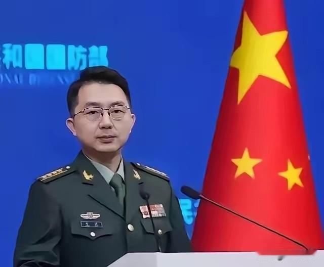 直接摊牌了！国防部没留任何余地，直接把话挑明了：谁敢把海马斯火箭炮搬上澎湖和东引