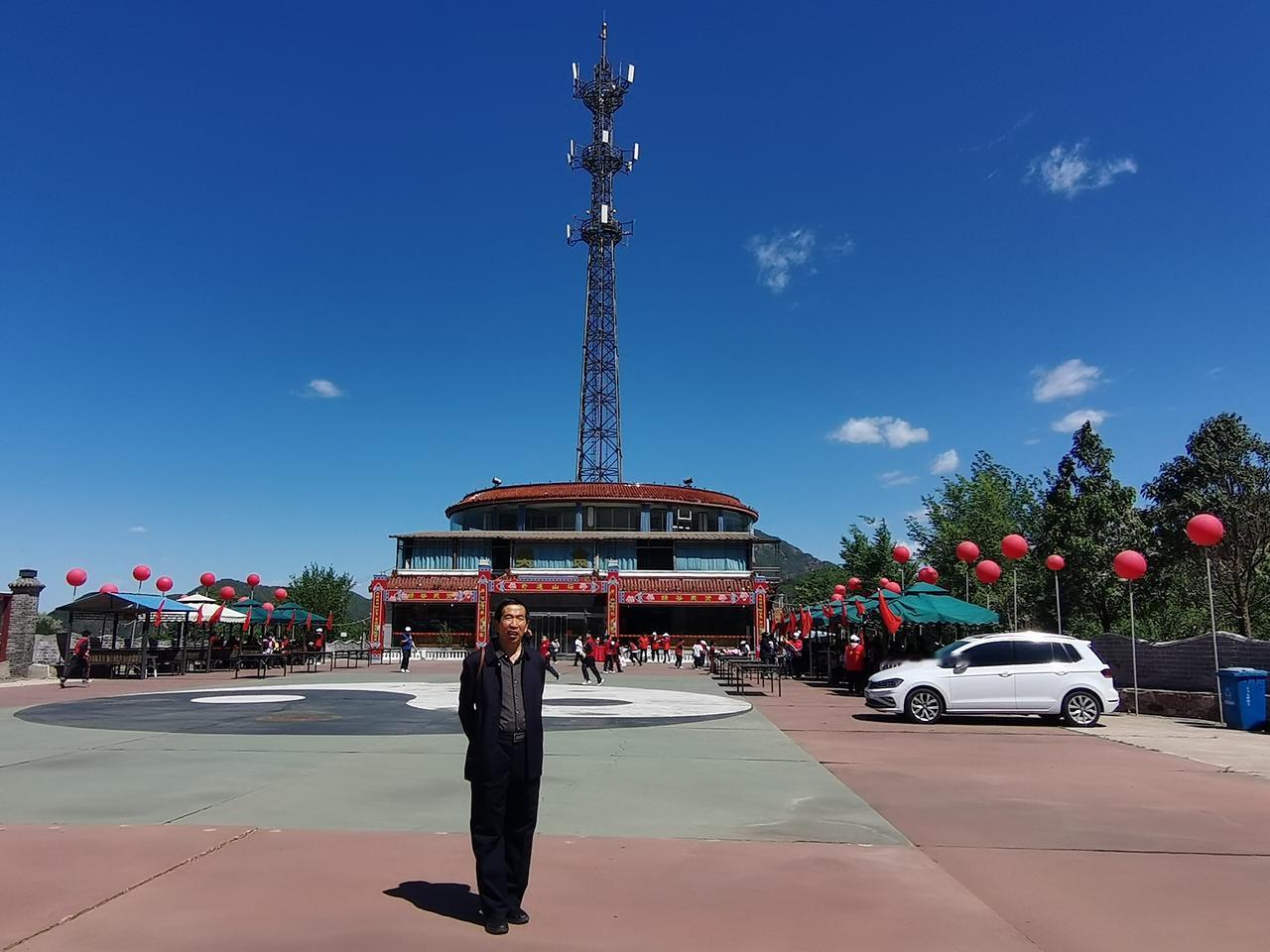 中国最具魅力的休闲乡村挂甲峪
挂甲峪村位于北京市平谷区大华山镇，三面环山，风光秀