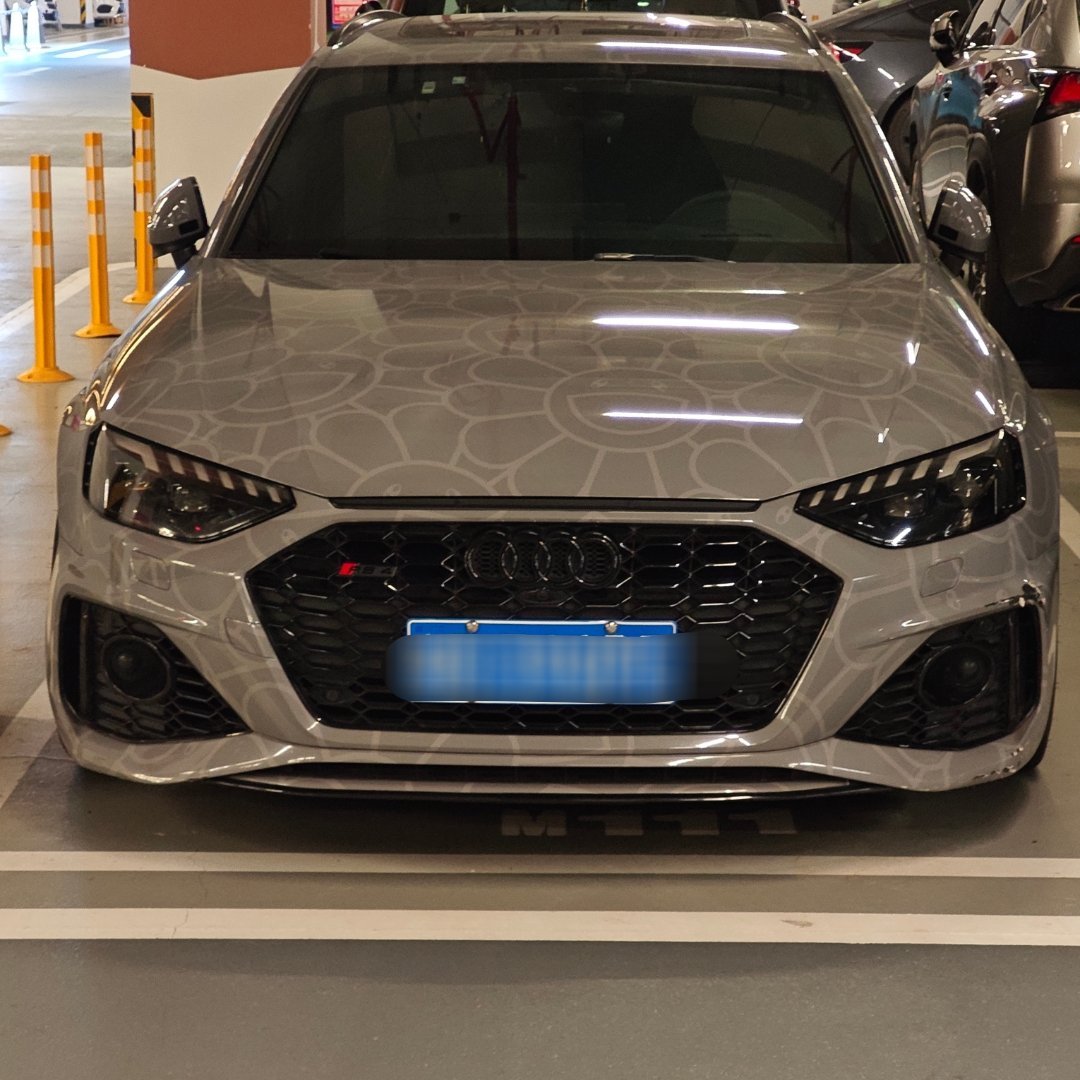 [嘻嘻][嘻嘻]本地文化好多车anycar奥迪 ​​​