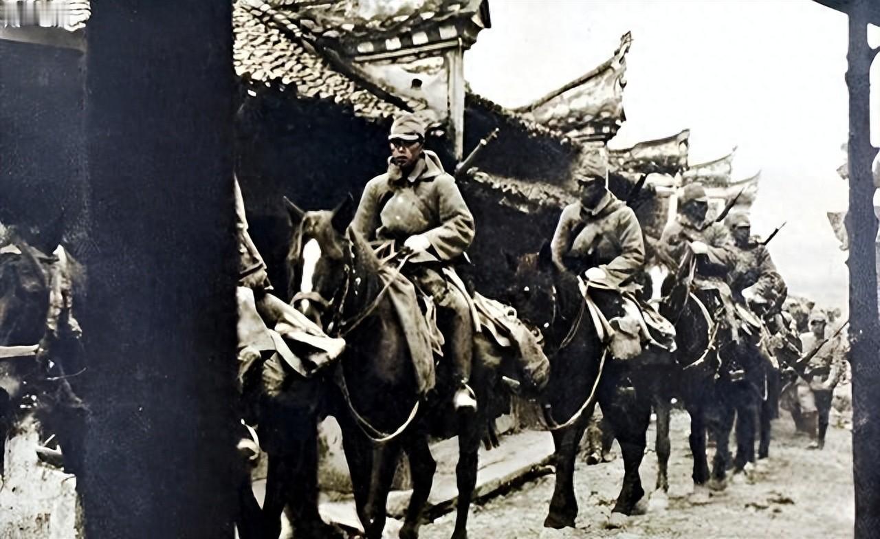 一个老农回忆：日军被苏军直接打成了渣滓

1945 年黑龙江有个叫三家子屯的小村