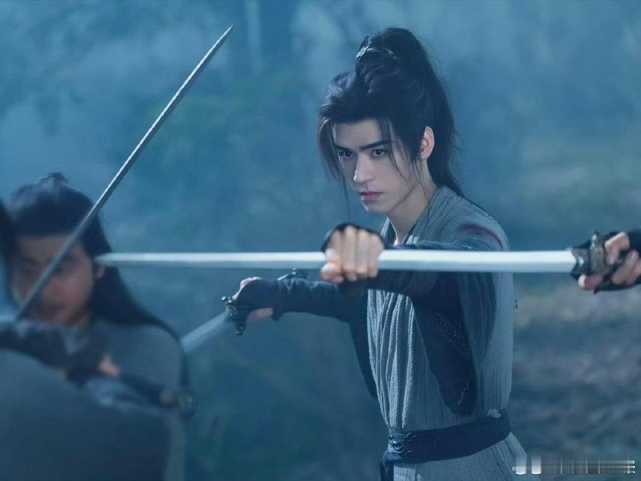 龚俊第一部大男主剧龚俊首部大男主剧不看会伤心！他演的苏暮雨冷冽又温柔，黑暗中心向