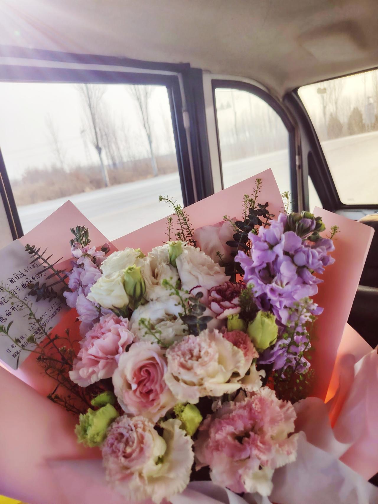 记录我的2026 春日限定花束，浪漫满怀，心花怒放！🌸💐💕