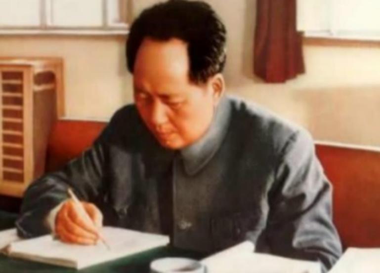 1951年中央干部联名致信毛主席，检举一汉奸，主席：尽快抓捕此人

“这件事必须