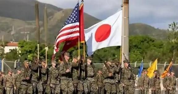 日本和美国都在赌：日本赌中国一旦军事打击日本，美国绝不会坐视不管；美国赌中国不会