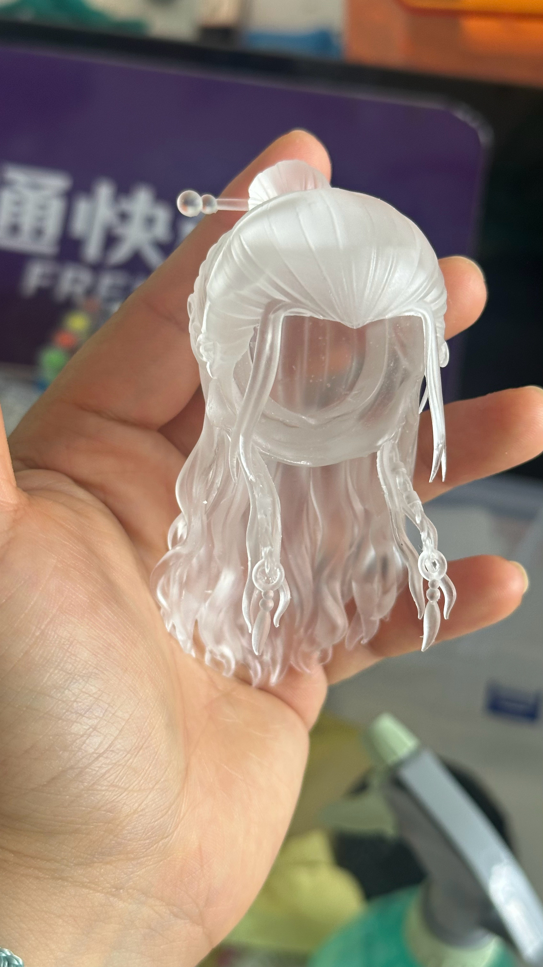 好消息：第一批透明头壳终于打磨出来了坏消息：翻模失败率太高了还得改