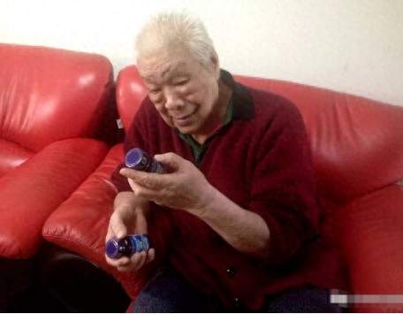 93岁游本昌在家离世，最后的选择引人深思