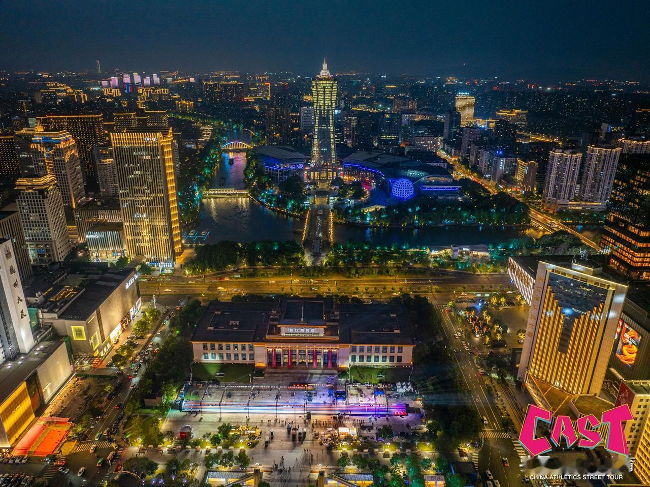 回顾刚刚结束的阿迪达斯2024中国田径街头巡回赛杭州站，每一个瞬间都让人热血沸腾