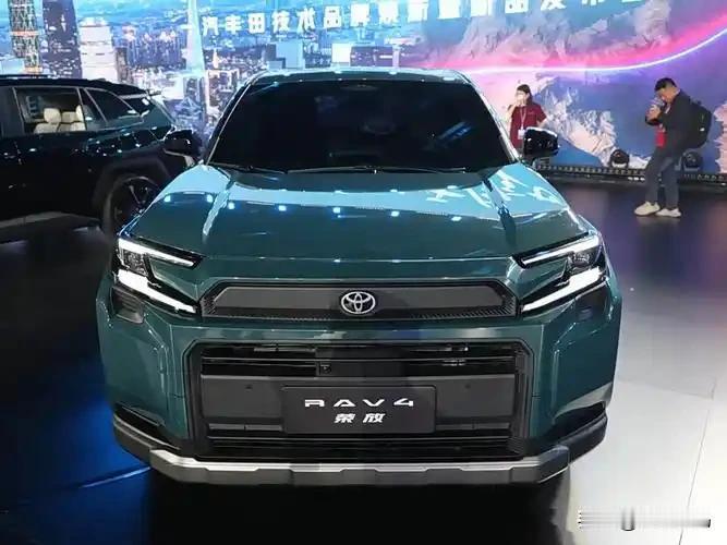 作为拿证三年不敢上路的“理论派司机”，小李子以前总觉得买车是“自讨苦吃”——直到