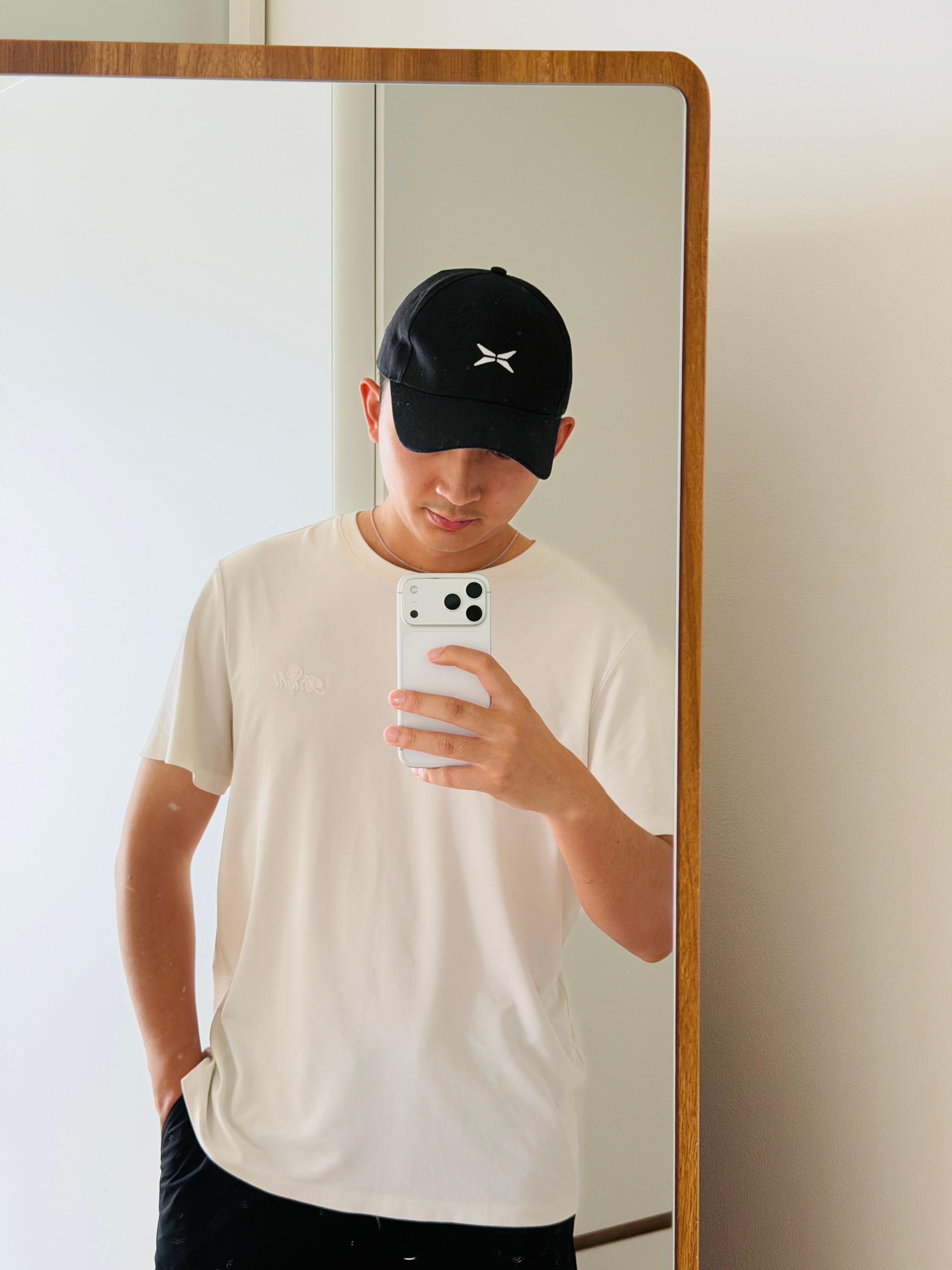 真不敢相信，马上1月了，还能穿短袖出门 