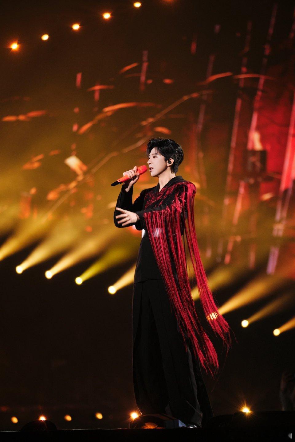 摩登兄弟[超话] 刘宇宁  想念你[心]已经成为我每天的习惯！未来，还会继续陪你