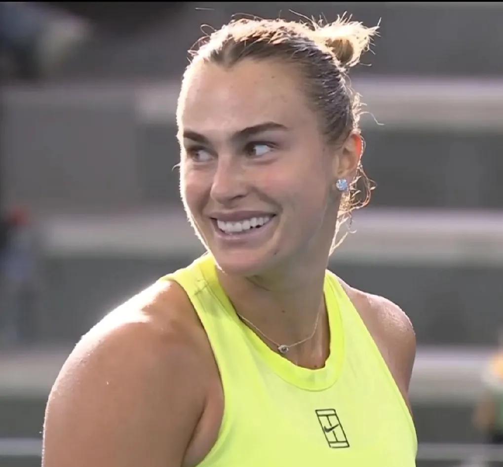 女网世界第一巨星萨巴伦卡，又夺一个WTA500排位赛冠军。
萨巴伦卡在刚刚结束的