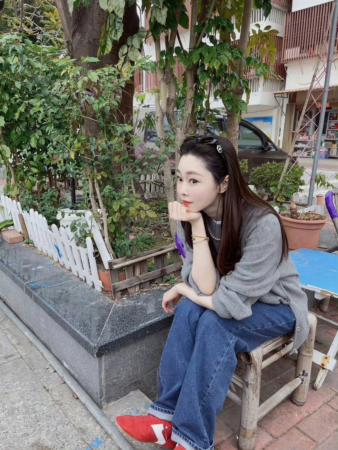 宋轶美食博主更新了 姐姐好萌[爱你]看姐姐吃饭也是一种幸福～姐姐我也想吃[可怜]