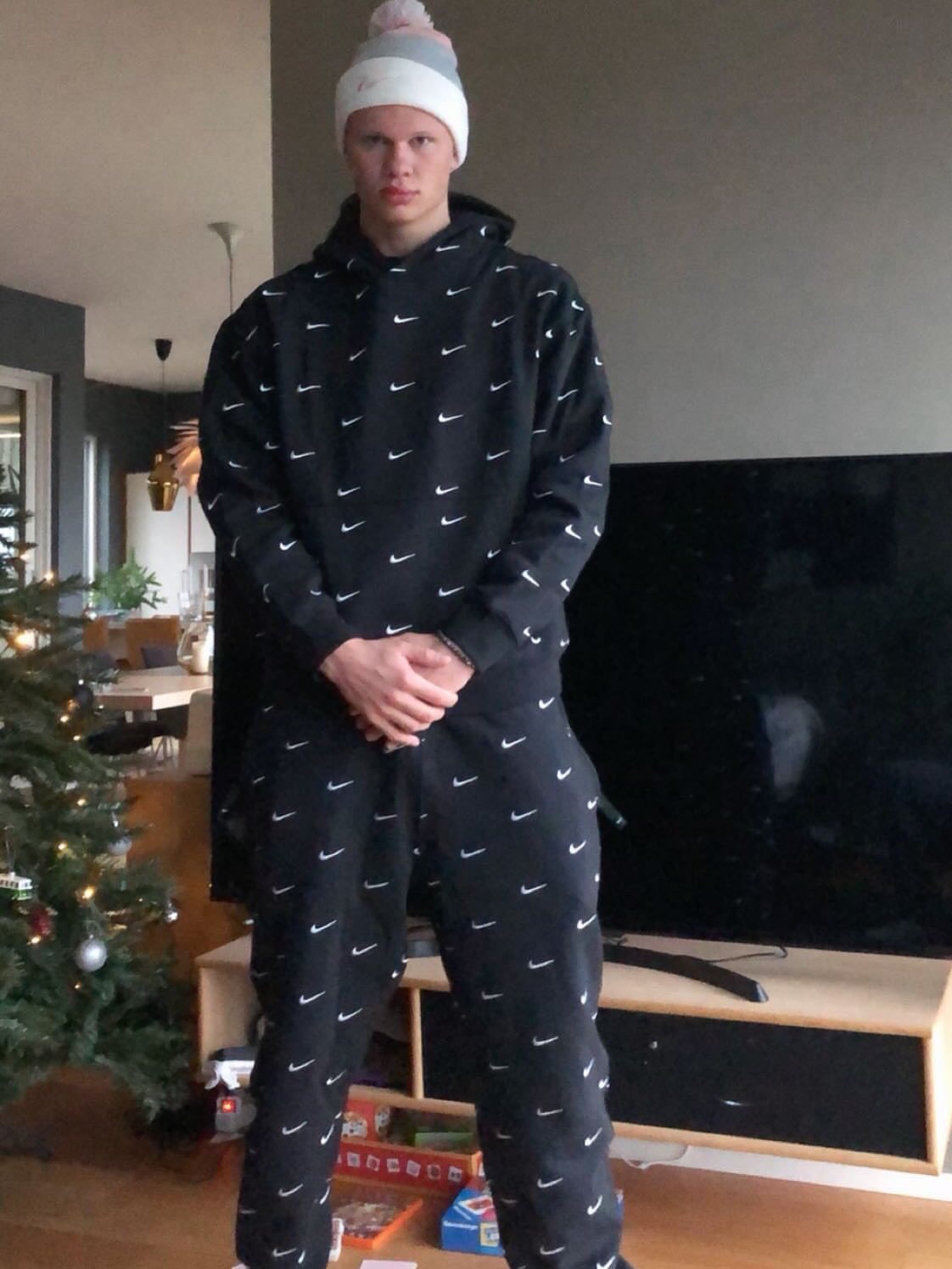 小哈日常怎么感觉越来越年轻了