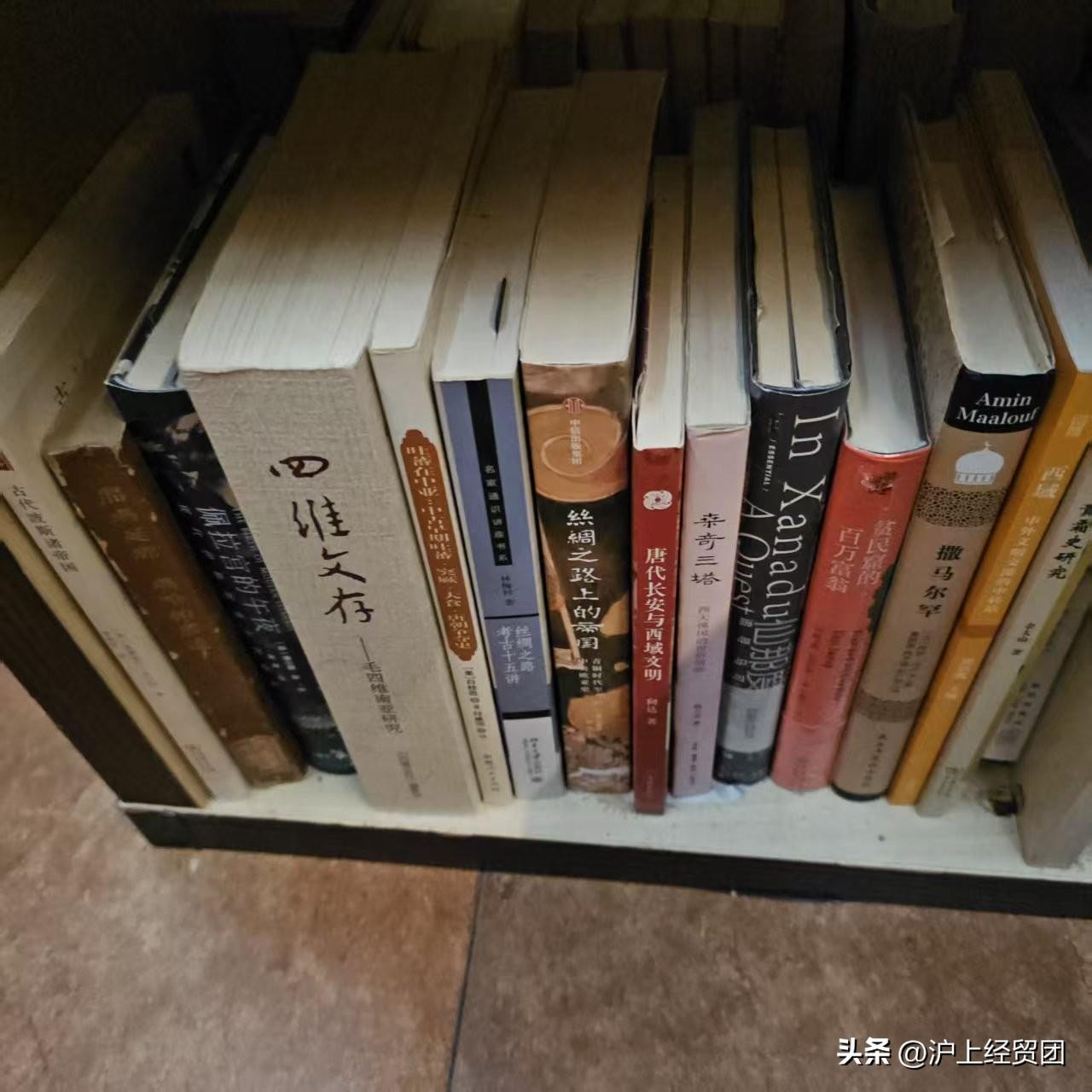 说起上海，并会有人脱口而出——魔都！是的，它的确是魔都，也是纸醉金迷的十里洋场；