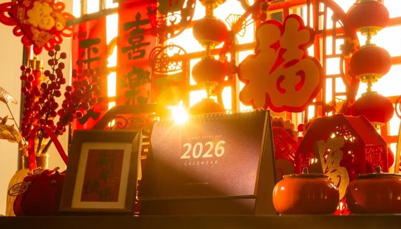 “16号集体洗头”成了网友玩出的新梗，就像一场突然冒出来的趣味“头脑风暴”。按照