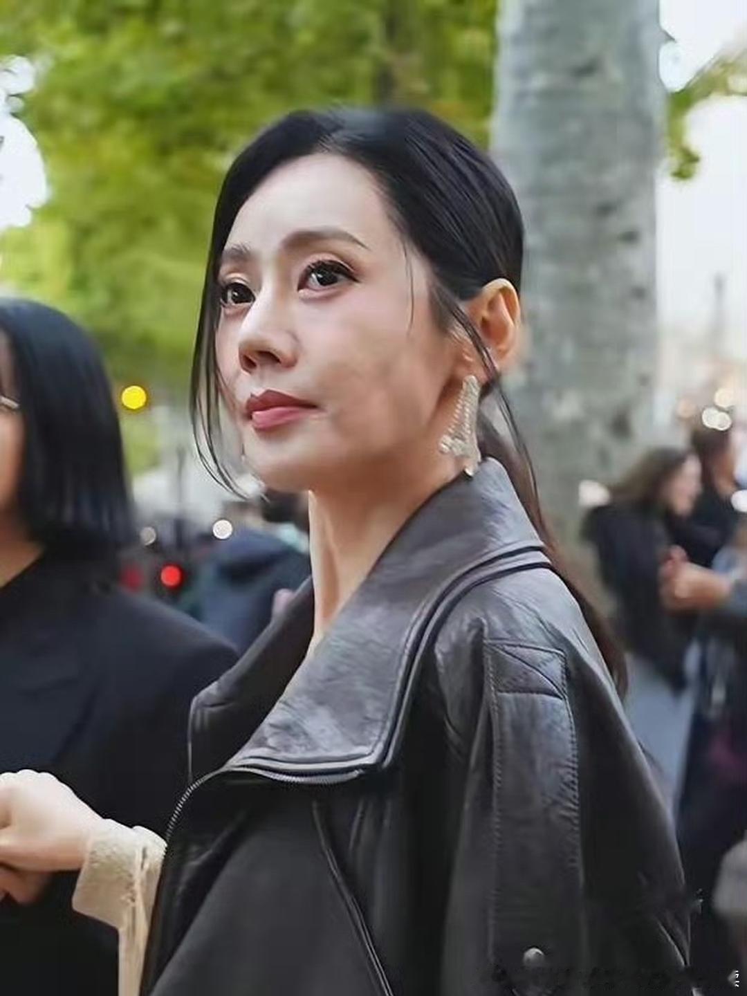 秋瓷炫中年了这个样子很不错了。 