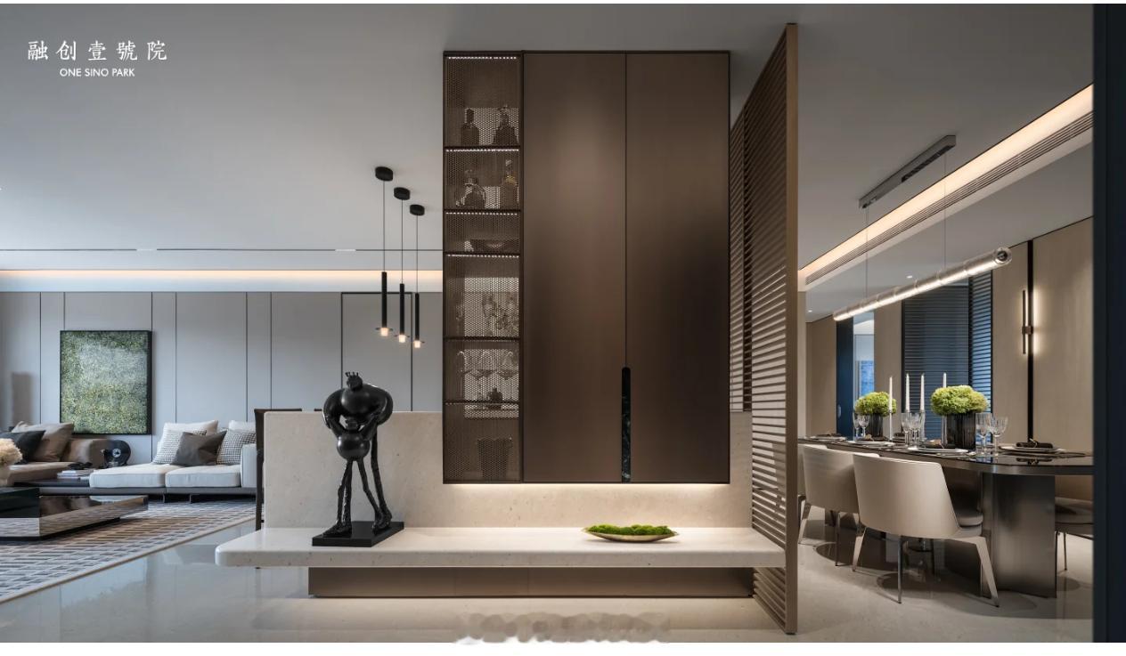 现在房子除了边厅和南向四面宽，基本上都是四叶草＋LDK餐客厨一体。这种户型好在通