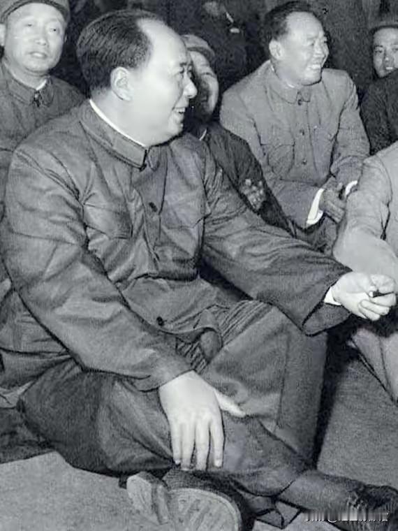 亲民，爱民，和人民在一起