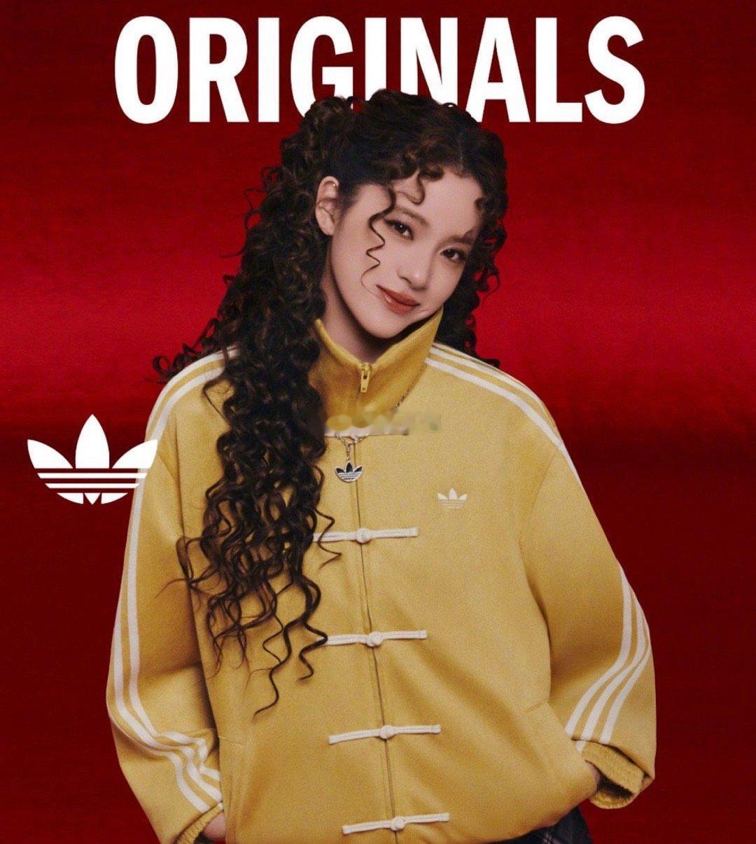 Adidas Originals 新中式外套一发布就引爆潮流圈！复古麂皮绒材质质