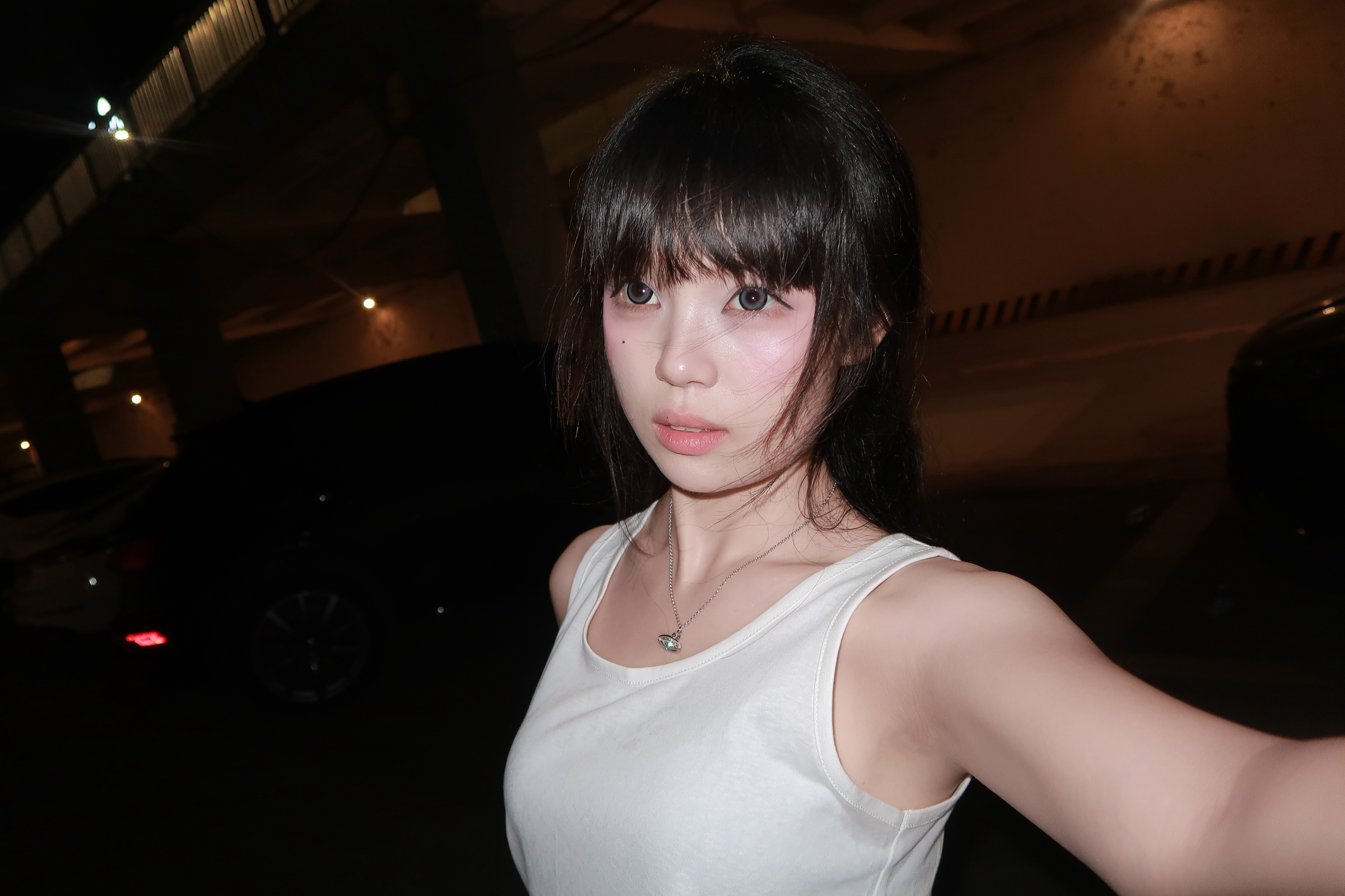 她大我三岁 有着大姐姐的干脆～～～ 