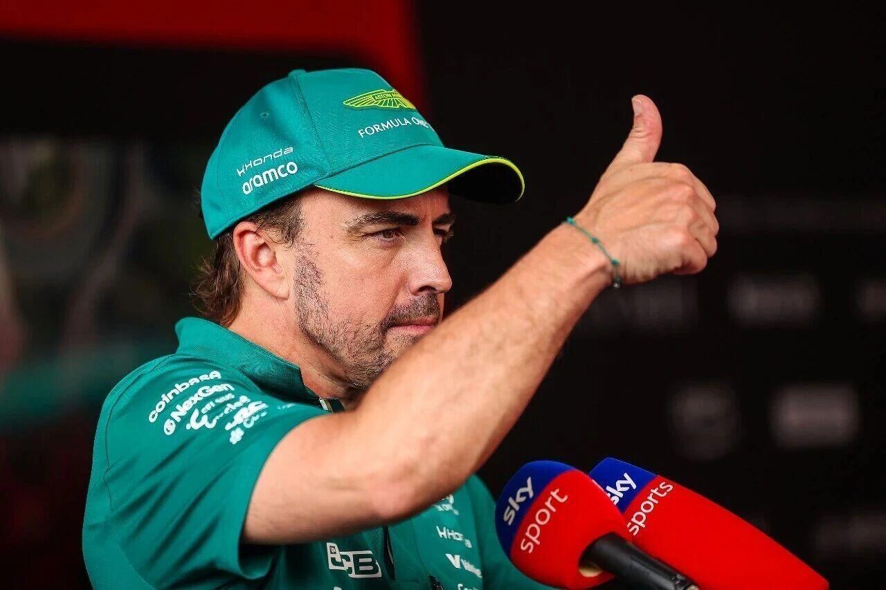 在2026F1 世界一级方程式锦标赛-西班牙站，🧡我觉得阿隆索和塞恩斯这两条主