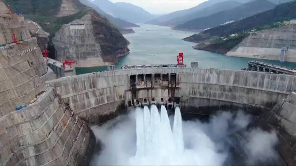 西方唱衰的“不可能工程”，中国耗时60年建成，如今惊艳全球！
 
当年西方媒体频