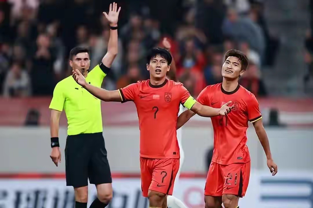 2026中国之队邀请赛西安站，U23国足与泰国U23友谊赛战平，队伍在两球落后的