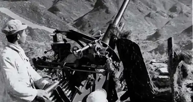 解放军第一代高炮三大件：朝鲜战争的37毫米、76毫米和85毫米高炮