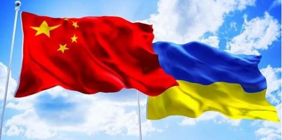 为啥乌克兰能把一手天胡王炸打成稀巴烂，而中国拿着一手烂牌硬是拼成了世界第二？！这