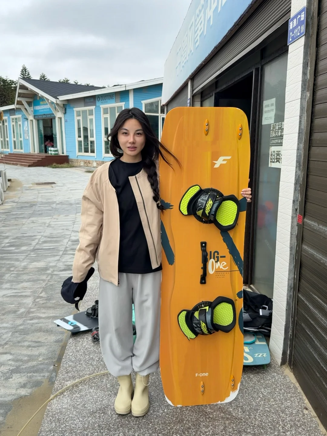 其实我没有参加比赛的原因是...我还没板高