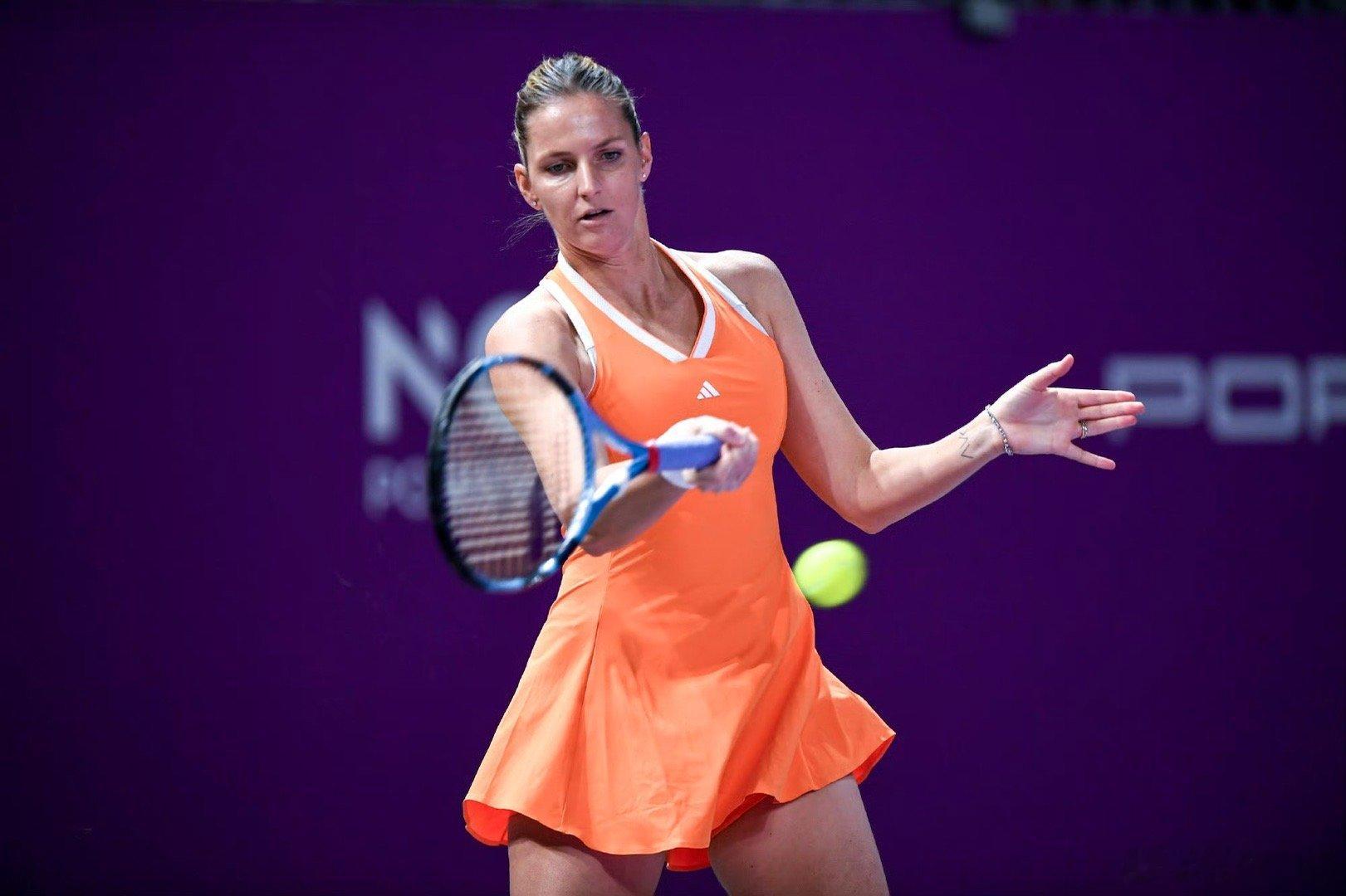 散步姐卡普利淘汰卫冕冠军阿尼西莫娃WTA1000多哈站第二轮，普利斯科娃在5-7