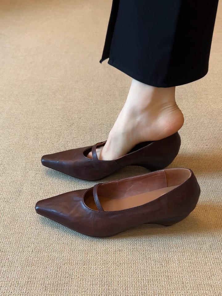 平台管理不善，最终只能倒下。
打败大部分作者的，其实是平台，拿着豆包不当干粮，最