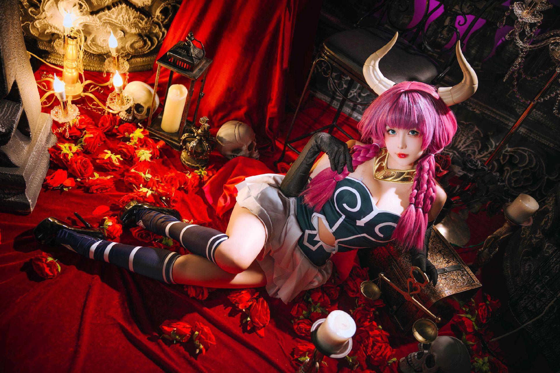 我可是活了五百年的大魔族♡。