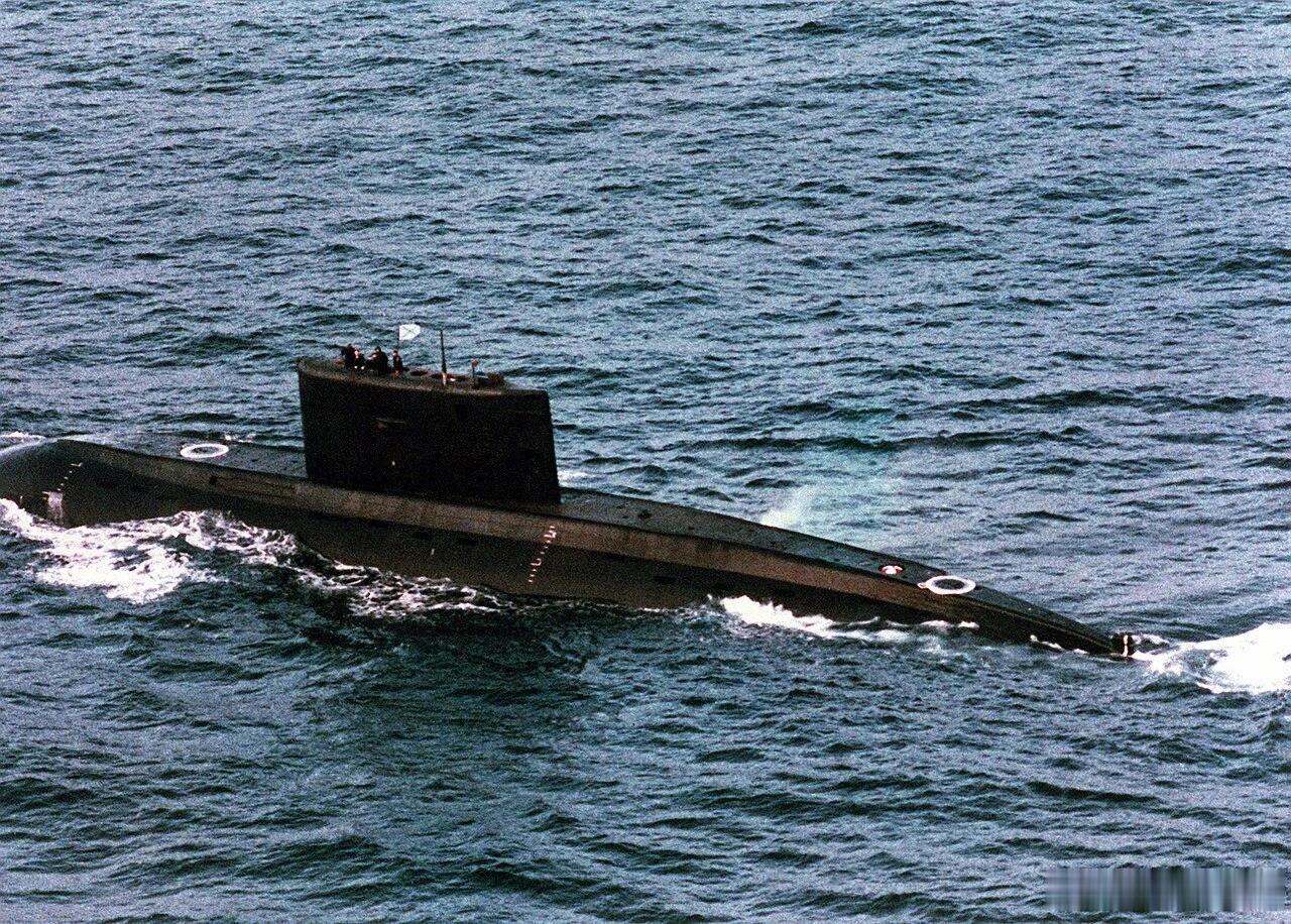潜艇杀手——超级大黄蜂10月1日，美国海军VFA41“黑桃A”战斗攻击机中队自史