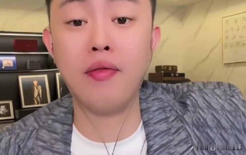 巴扎黑分析二驴不参加天佑活动，影响回归速度！

        二驴天佑怎么沟通