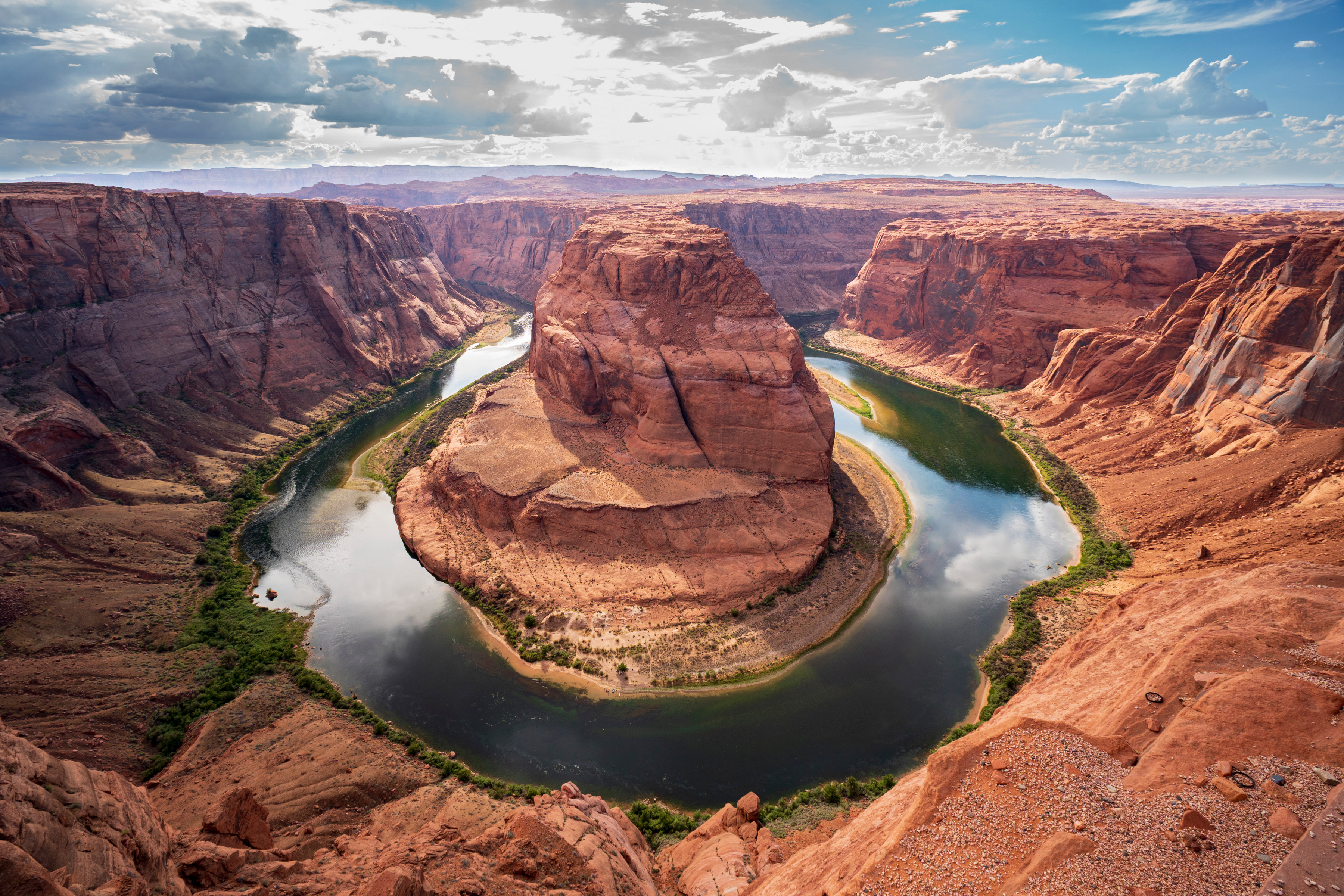 亚利桑那州之行——马蹄湾。马蹄湾的原名是Horseshoe Bend，其实正常翻