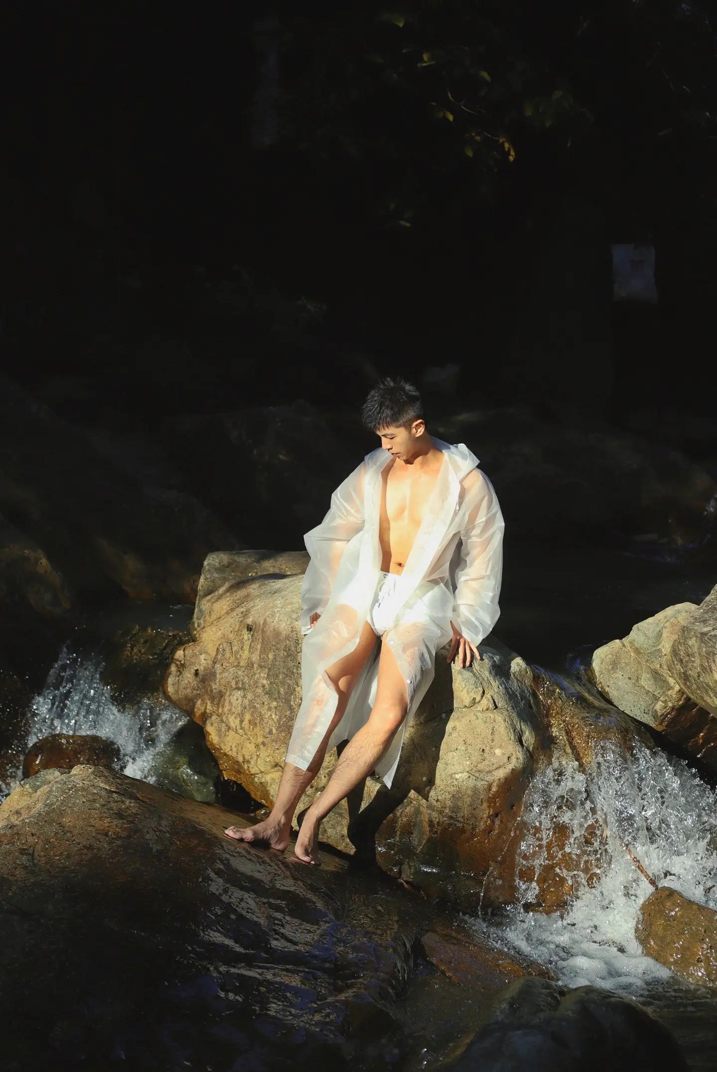 尺度好大[舔屏][舔屏][舔屏] 